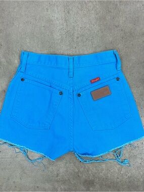 Vintage 90’s USA Wrangler Cutoff Smurf Blue Denim Shorts